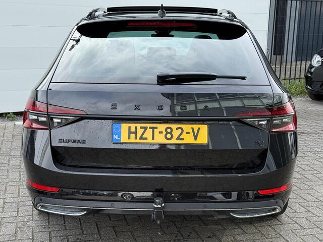 Skoda SUPERB Combi 1.4 TSI iV Sportline Business | Panorama Dak | Trekhaak | Winter Pack | Dealer Onderhouden | (Met Stekker!) Zeer Mooi