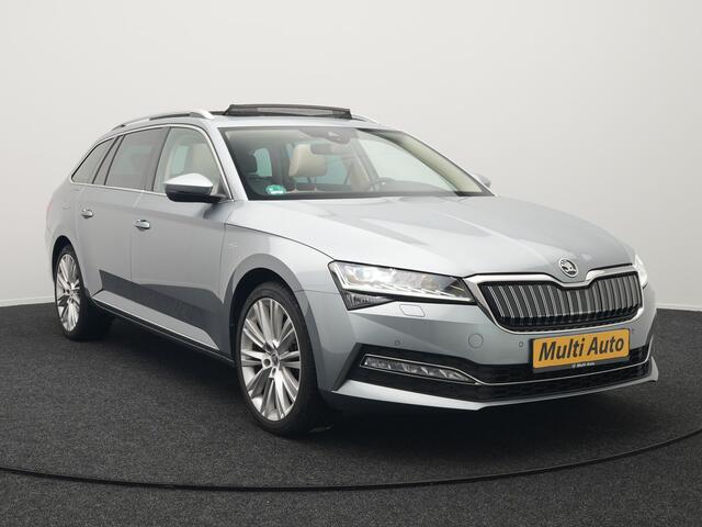 Skoda SUPERB Combi TSI iV Lauren & Klement Plug In Hybrid 218pk Dealer O.H PHEV | Trekhaak Af Fabriek | Panodak | Camera | Crystal LED | Canton Audio | Lederen Sportstoelen Memory & Ventilatie | Cruise Control | Apple Carplay | Navigatie | Keyless | DAB |