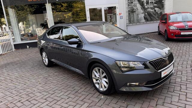 Skoda SUPERB 1.4 TSI ACT Style Business | Nieuw Model | Automaat |