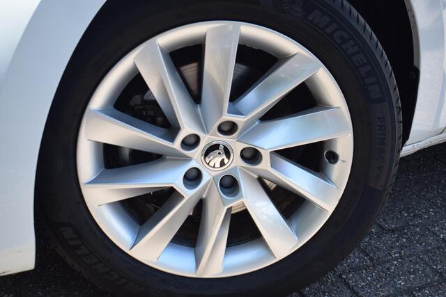 Skoda SUPERB Combi 1.4 TSI iV Business Edition Plus
