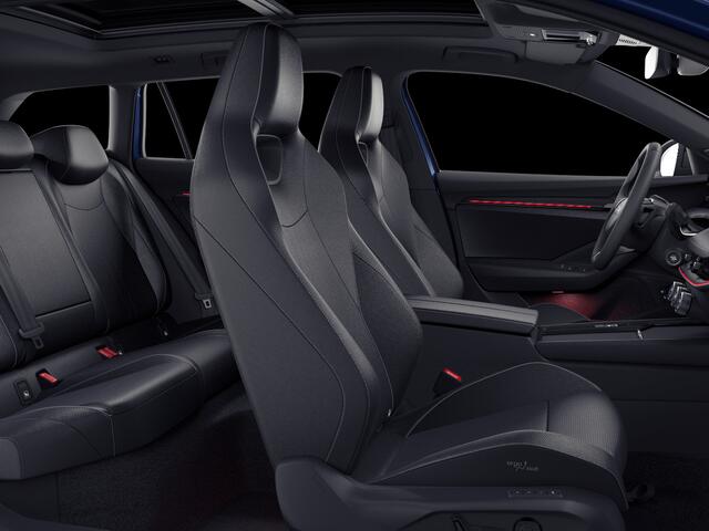 Skoda SUPERB Combi Sportline Business 1.5 TSI PHEV 204 PK DSG Automaat | Panorama dak | Suite Sport Leder | 19" lichtmetalen velgen | Trekhaak |