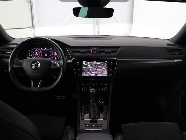 Skoda SUPERB 1.5 TSI Sportline | Schuifdak | Alcantara | Achterbankverwarming | Adaptive cruise | Canton Sound | Camera | Memory | Carplay | Matrix LED | Virtual Cockpit | Keyless