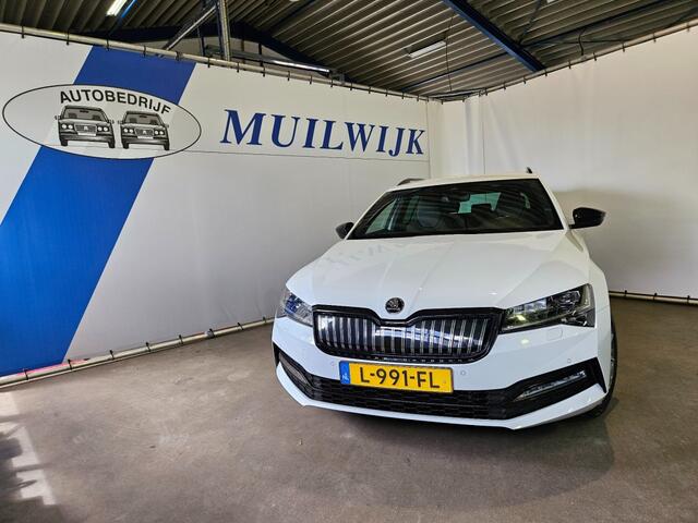 Skoda SUPERB Combi 1.4 TSI iV Sportline Business / Trekhaak / NL Auto