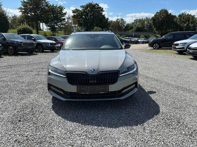 Skoda SUPERB 2.0 TSI 4x4 Sportline Business 272 PK Pano RS Stoelen Alcantara standkachel Trekhaak 19 Inch ACC virtuele cockpit Sound Systeem Canton