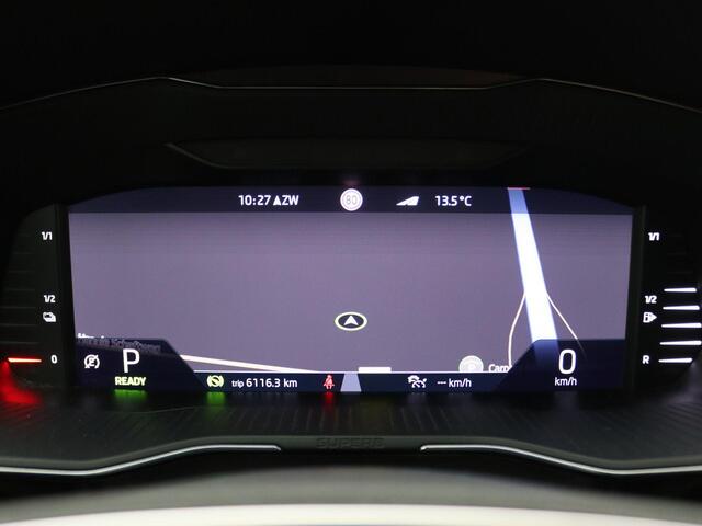 Skoda SUPERB Combi 1.4 TSI iV Laurin & Klement 218PK DSG Pano-Schuifdak, Elektrische Memorystoel, Matrix LED-verlichting, 360gr. Camera, Stoelkoeling, Virtual Pedal, 18" LM Velgen, Adaptieve Cruise Control