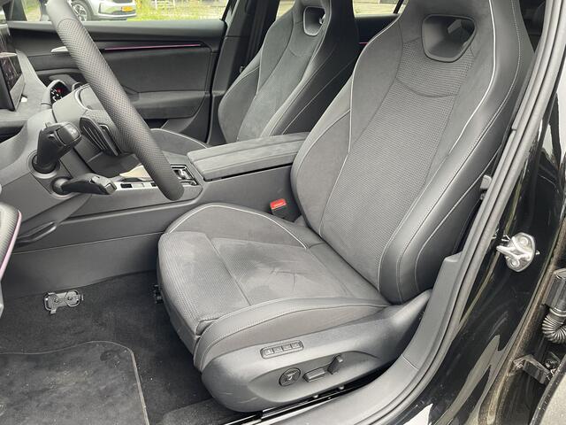 Skoda SUPERB Combi 1.5 TSI eHybrid 204pk PHEV Sportline Business DSG / Navigatie / Stoel+Stuurverwarming / Camera / Trekhaak wegklapbaar