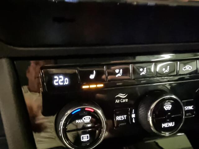 Skoda SUPERB Combi 1.5 TSI ACT Business Edition | Apple CarPlay / Android Auto navigatie | Elektrische achterklep | Stoelverwarming |