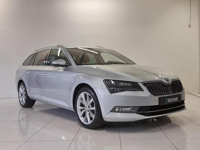 Skoda SUPERB Combi 1.5 TSI ACT Business Edition | Apple CarPlay / Android Auto navigatie | Elektrische achterklep | Stoelverwarming |