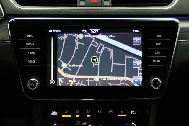 Skoda SUPERB Combi 1.4 TSI iV Business Edition Plus Leer, Camera, Apple Carplay, Elektr. Stoel, LED, Trekhaak, PDC