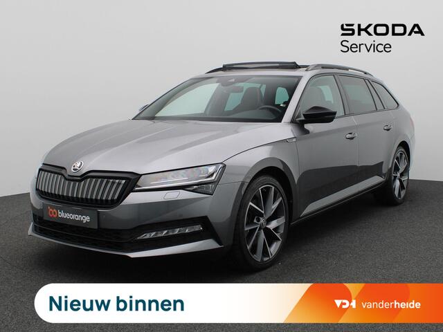 Skoda SUPERB Combi 1.4 TSI iV Sportline Business 218PK DSG Pano-Schuifdak, Trekhaak, Matrix-LED Verlichting, Navi Columbus, Side Assist, Virtual Pedal, Memorystoel, Achteruitrijcamera, Stoel-Stuurverwarming, 19" LM Velgen