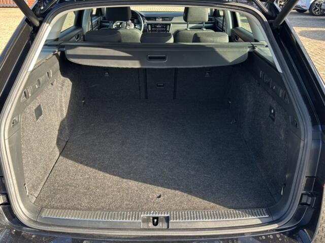 Skoda SUPERB 1.4 TSI DSG STYLE IV CAMERA/NAVI/CARPLAY/ACC/E-KLEP/STOELVERW