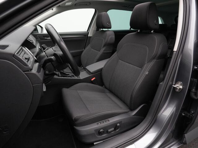 Skoda SUPERB Combi 1.5 TSI 150 DSG ACT Style Business Edition Plus | Panoramadak | Trekhaak | Geheugenstoel | Stuur-/stoelverwarming | Achteruitrijcamera