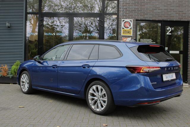 Skoda SUPERB Combi 1.5 TSI 110kW MHEV First Edition Pano/Matrix LED/Keyless/Camera/18"/Elek. klep/Trekhaak wegkl.