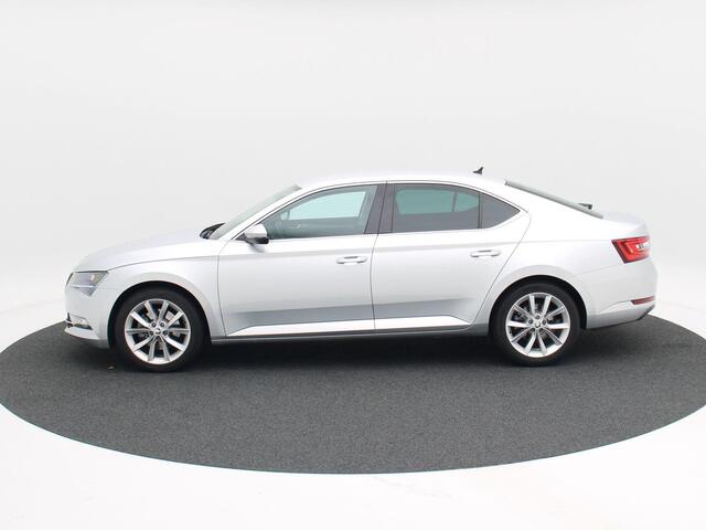 Skoda SUPERB 1.5 TSi 150 Pk Automaat Business Edition | Cruise Control | Navigatie | Bluetooth | CarPlay | Achteruitrijcamera | Trekhaak
