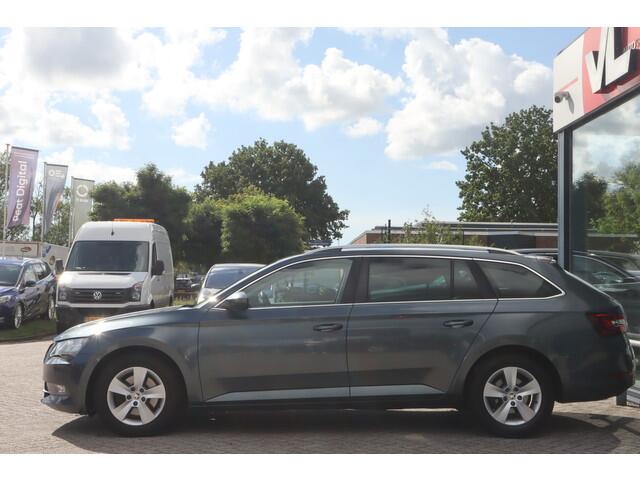Skoda SUPERB Combi ¦koda 2.0 TDI Ambition | Apple Carplay | Navi | Stoelverwarming | Apk 11-2026!
