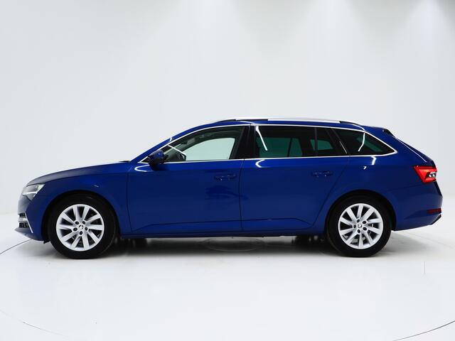 Skoda SUPERB Combi 1.4 TSI iV Style | Panoramadak | Trekhaak | 360 | Keyless | Adaptive Cruise | Virtual | Carplay