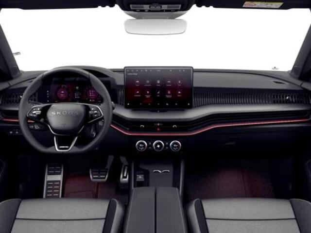 Skoda SUPERB Combi 1.5 TSI PHEV Sportline Business | Panoramadak | Wegklapbare trekhaak | Travel Assist Plus | Winterpakket | DCC | CANTON Soundsystem | Head-up display | Familie pakket