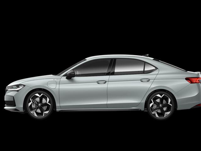 Skoda SUPERB Sportline Business 1.5 TSI PHEV 204 PK | Gratis E-Bike | Trekhaak | 19" Lichtmetalen velgen | Canton Geluid |