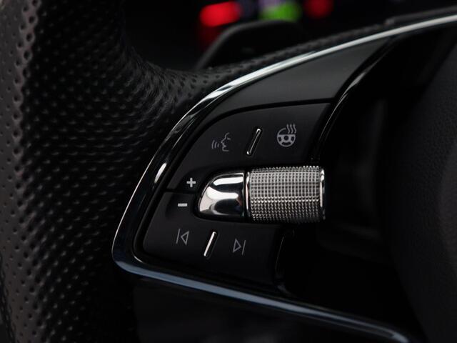 Skoda SUPERB Combi 1.4 TSi 218 Pk Automaat iV Sportline Business | Panoramadak | Adaptive Cruise | CarPlay | Navigatie | Stoelverwarming | Camera | Trekhaak | 76.398 Km!!