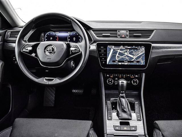 Skoda SUPERB Combi 1.5 Tsi 150pk DSG ACT Business Edition Plus · Apple/Android Car Play · Camera · Keyless · Elek. Achterklep · Cruise Control · Stoelverwarming · 18'' Inch · Garantie t/m 23-03-2027 of 100.000km