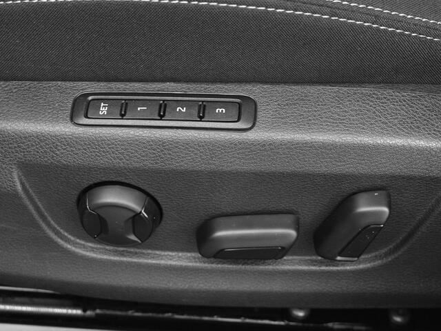 Skoda SUPERB Combi 1.5 Tsi 150pk DSG ACT Business Edition Plus · Apple/Android Car Play · Camera · Keyless · Elek. Achterklep · Cruise Control · Stoelverwarming · 18'' Inch · Garantie t/m 23-03-2027 of 100.000km