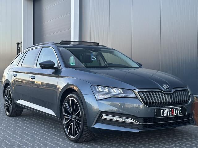 Skoda SUPERB Combi 1.4 TSI iV Sp. Bns TREKHAAK PANO NAVI CR CONTROL ECC PDC
