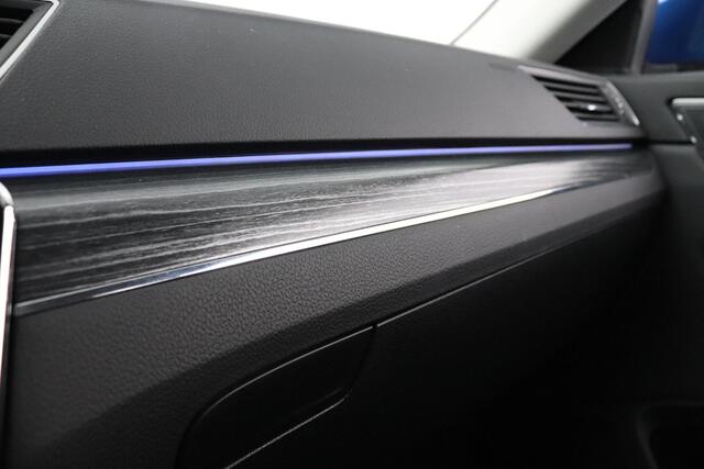 Skoda SUPERB Combi 1.5 TSI 150pk DSG ACT Business Edition | Navigatie | Stoelverwarming | Camera |