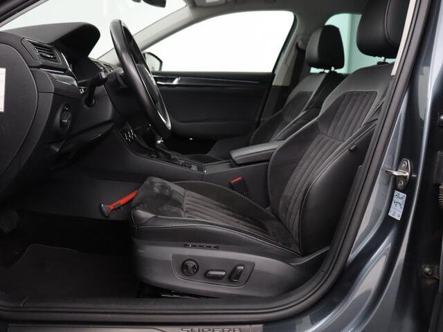 Skoda SUPERB 1.4 TSI iV Business Edition | Leder/Alcantara | Stoelverwarming | Canton Sound | Memory | Virtual Cockpit | Carplay | Camera | Navigatie | Cruise control | PHEV | Plug In