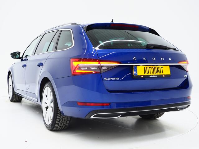 Skoda SUPERB Combi 1.4 TSI iV Laurin & Klement | Panoramadak | Massage | Trekhaak | Canton | Leder | 360 | Keyless | Adaptive Cruise
