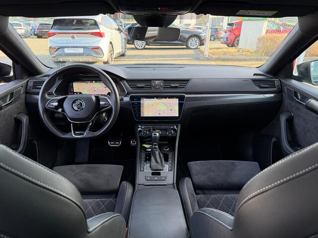 Skoda SUPERB Combi 1.4 TSI iV 218pk Sportline Business Pano Matrix ACC BSM DCC Elektr. Zetels Stuur/Stoel/Achterbank verw. Tr.haak VOL!!