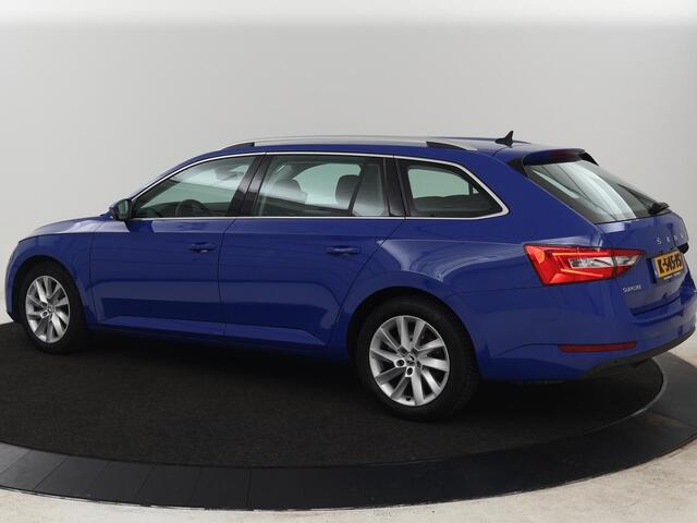 Skoda SUPERB 1.5 TSI Business Edition Plus | Trekhaak | Adaptive cruise | Achterbankverwarming | Virtual Cockpit | Camera | Carplay | Stoelverwarming | Memory | Keyless | Full LED | Navigatie