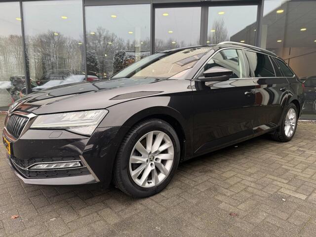 Skoda SUPERB Combi 1.4 TSI IV Clever+,Full LED,Trekhk Elekt,Cam360,Digi Dash,Stoel/stuurverw,Lane Ass.,
