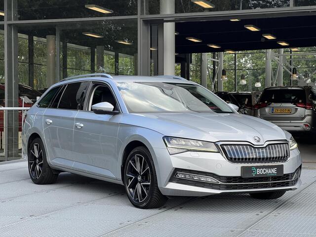 Skoda SUPERB Combi 1.4 TSI iV Business Edition Plus 218PK | Camera | Apple Carplay | Adaptieve Cruise Control | Stuur-en stoelverwarming | SOH 95.4% |