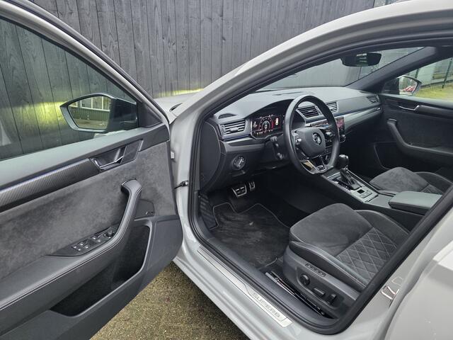 Skoda SUPERB Combi 1.4 TSI iV Sportline Business