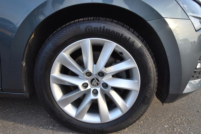 Skoda SUPERB Combi 1.5 TSI ACT Business Edition Plus , NAVI , CR CONTR , LED KOPL , ST V+A EN STUUR VERW ,