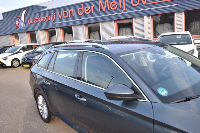 Skoda SUPERB Combi 1.5 TSI ACT Business Edition Plus , NAVI , CR CONTR , LED KOPL , ST V+A EN STUUR VERW ,