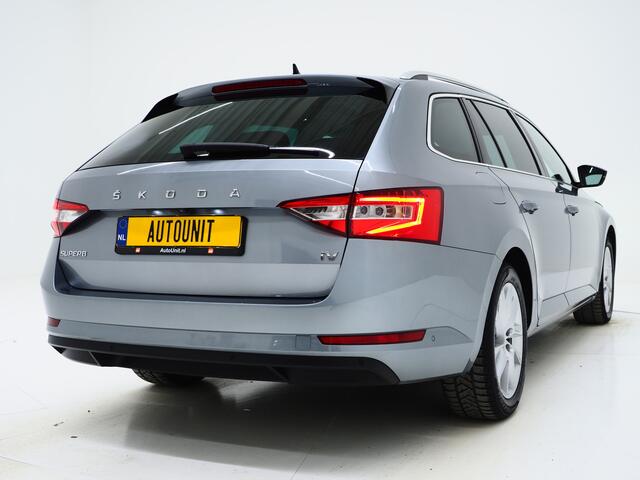 Skoda SUPERB Combi 1.4 TSI iV 218PK | Panoramadak | Camera | Virtual | Keyless | Sfeerlicht | Dodehoek | Memory | Carplay