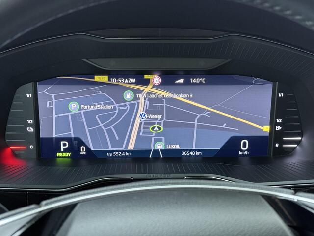 Skoda SUPERB Combi 1.4 TSI iV Laurin & Klement Edition | 218 PK | SoH 97% | Trekhaak | Panoramadak | 360 graden camera | Canton Audio | Lederen bekleding | Matrix LED koplampen |