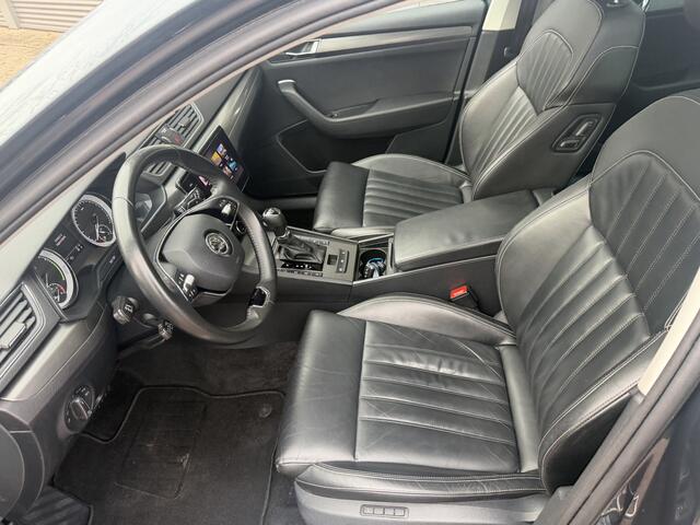 Skoda SUPERB Combi 1.4 TSI iV Business Edition Plus 245pk Hybride 2020 Navi,19inch,Leer,Panodak,Camera Vol optie !!