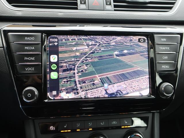 Skoda SUPERB 1.6 TDI DSG + TREKHAAK | CANTON AUDIO | STOELVERW. | APPLE CARPLAY | CAMERA | MEMORY