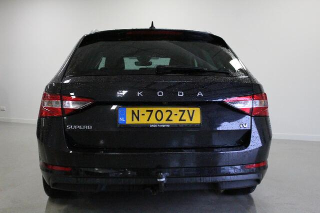 Skoda SUPERB Combi 1.4 TSI iV Business Edition Plus | CANTON-AUDIO | NAVIGATIE | CARPLAY | LMV | DAB-RADIO | LED | E-KLEP | PDC |
