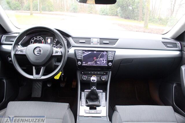 Skoda SUPERB Combi 1.4 TSI ACT Ambition Business | 2017 | Navi | Cruise |