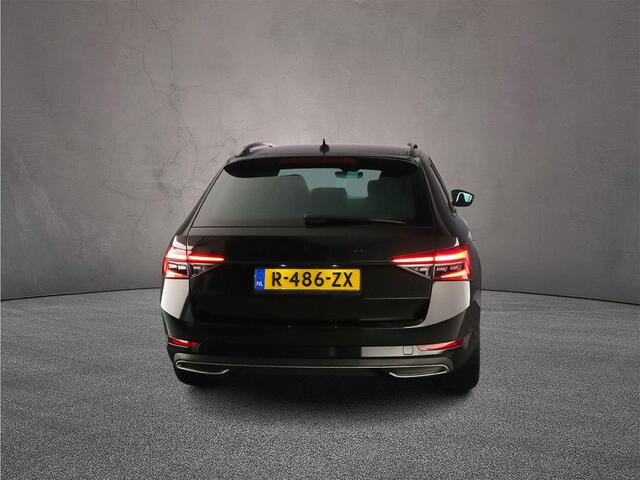 Skoda SUPERB Combi Sportline Business 1.5 TSI 150pk DSG Automaat Adaptive cruise control, Elektrische achterklep, Achteruitrijcamera, Navigatie, LED matrix koplampen