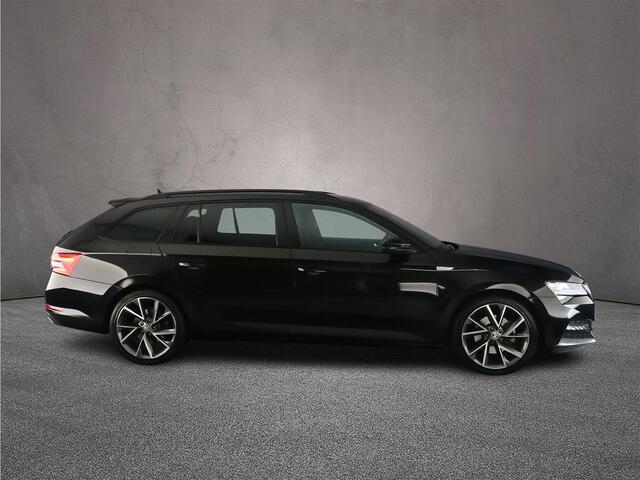 Skoda SUPERB Combi Sportline Business 1.5 TSI 150pk DSG Automaat Adaptive cruise control, Elektrische achterklep, Achteruitrijcamera, Navigatie, LED matrix koplampen