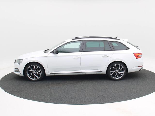 Skoda SUPERB Combi 1.4 TSi iV 218 Pk Automaat Sportline Business | Trekhaak | Panoramadak | Adaptive Cruise | Full LED | Canton Sound | Stoelverwarming | 18 Inch | 92.858 Km!!