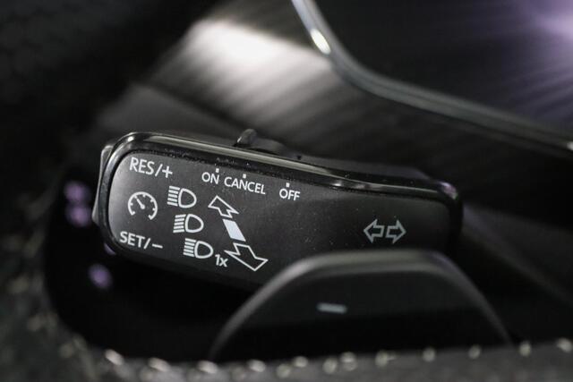 Skoda SUPERB Combi 1.4 TSI iV Sportline Black Edition Panoramadak, LED, Sportstoelen, Alcantara, Memory