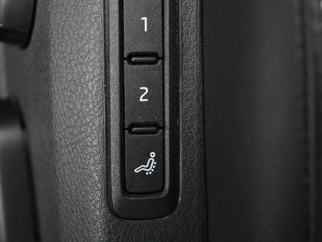 Skoda SUPERB 1.4 TSI iV Laurin & Klement | Panoramadak | Stoelventilatie | Leder | Trekhaak | Canton Sound | Virtual Cockpit | Navigatie | Memory | Achterbankverwarming | Full LED | Keyless | Carplay | PHEV