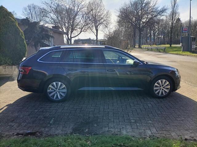 Skoda SUPERB Combi 1.4 TSi PHEV, Navi,ACC,Tiptr,Trekhaak