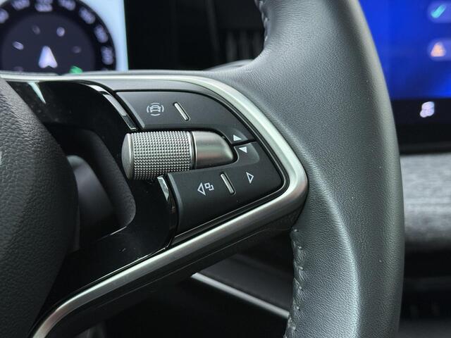 Skoda SUPERB Combi First Edition 1.5 TSI 150 PK DSG | Automaat | Panorama Dak | Navigatie | Adaptieve cruise control | 19'' Lichtmetalen velgen | Camera |