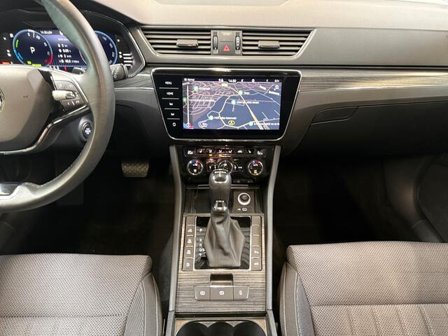 Skoda SUPERB Combi 1.4 TSI iV Style I Panoramadak I Navi I Elek. Stoelen